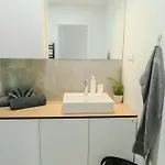 Urban Modern Flat Apartman