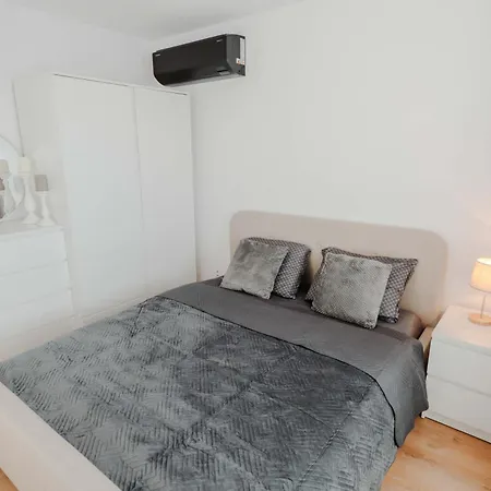 Urban Modern Flat * Kassa