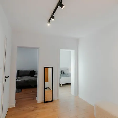Urban Modern Flat 아파트
